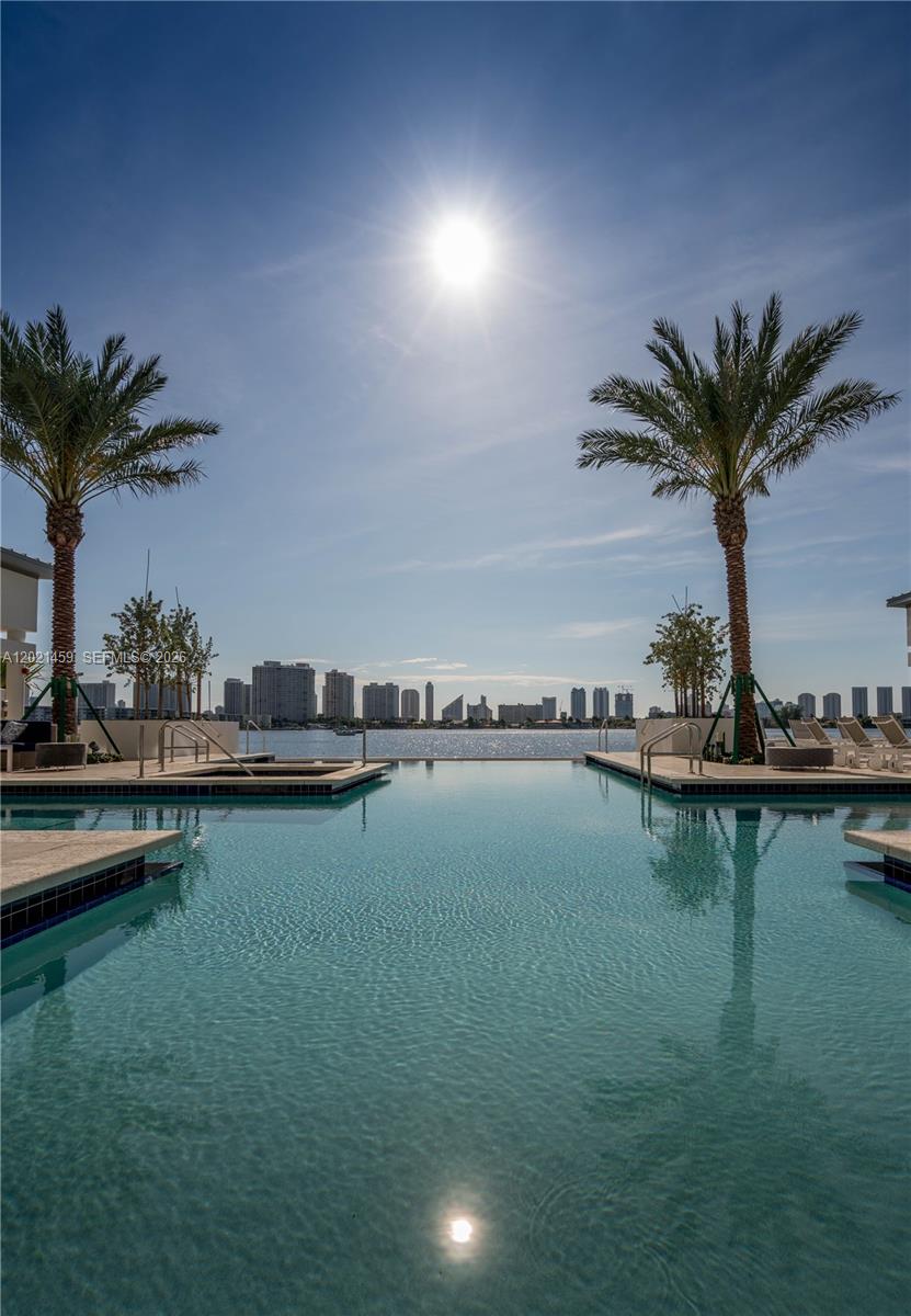 17301 Biscayne Blvd #1008, North Miami Beach FL 33160
