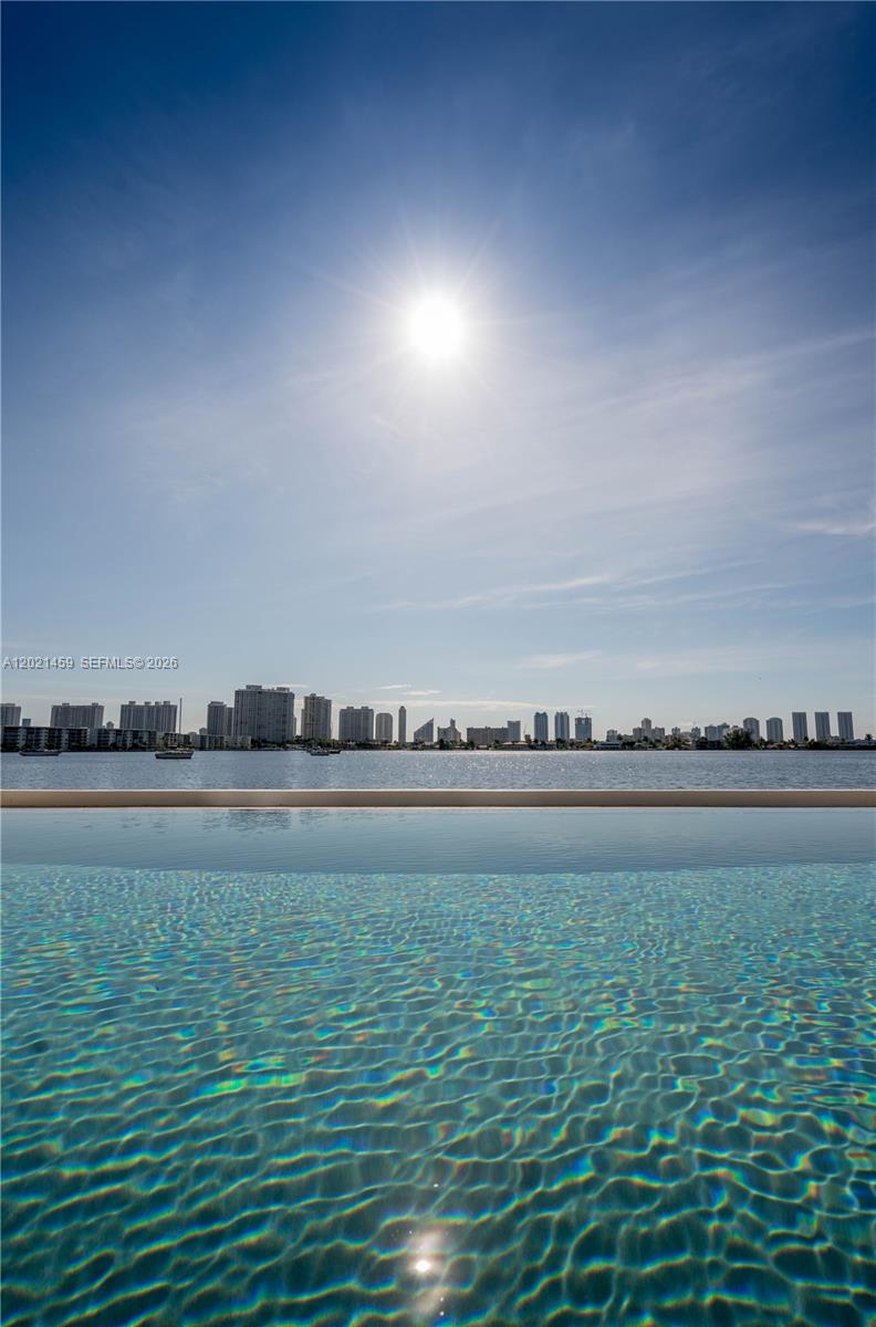 17301 Biscayne Blvd #1008, North Miami Beach FL 33160