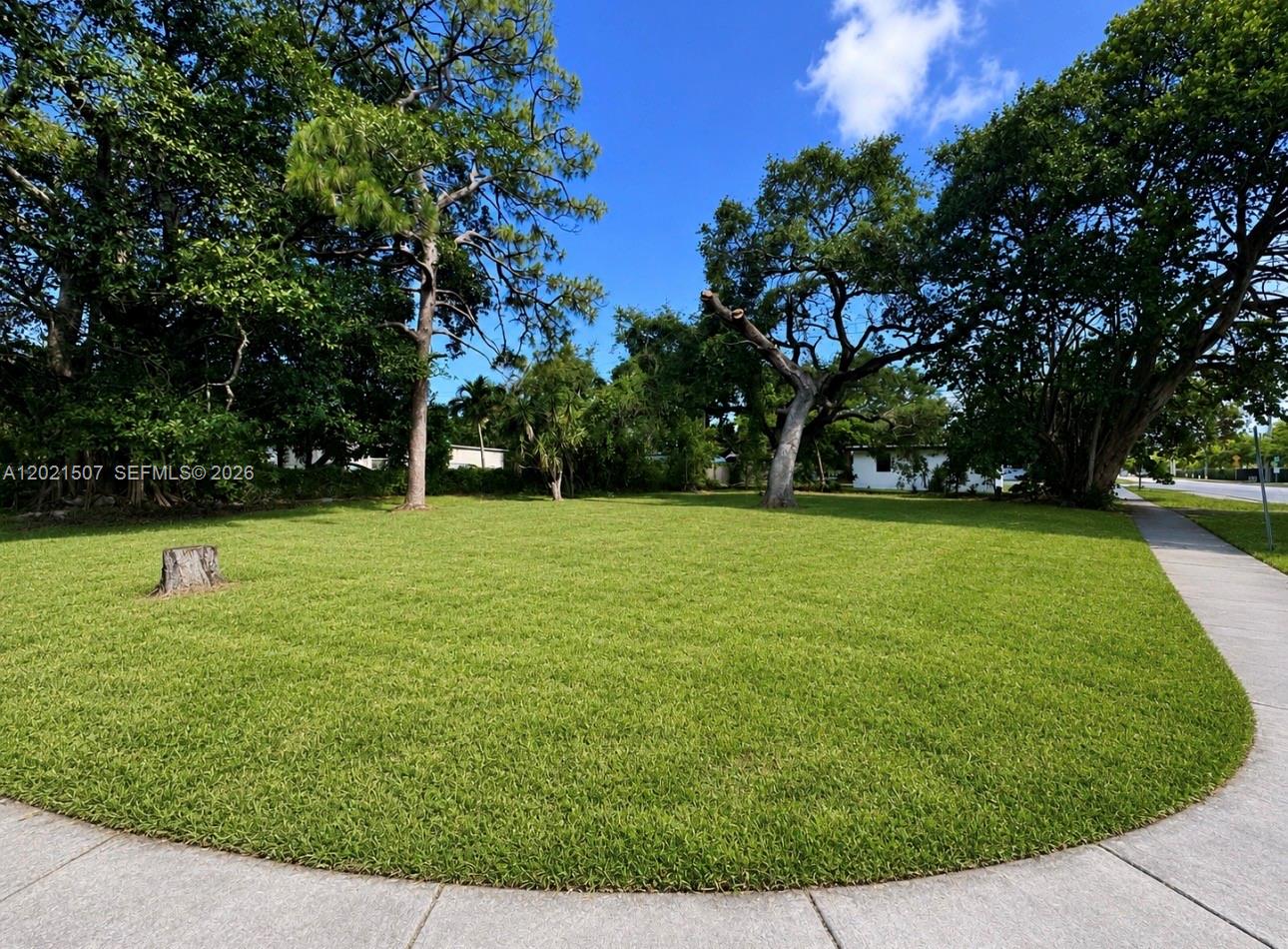 16301 NW 32nd Ave, Miami Gardens FL 33054