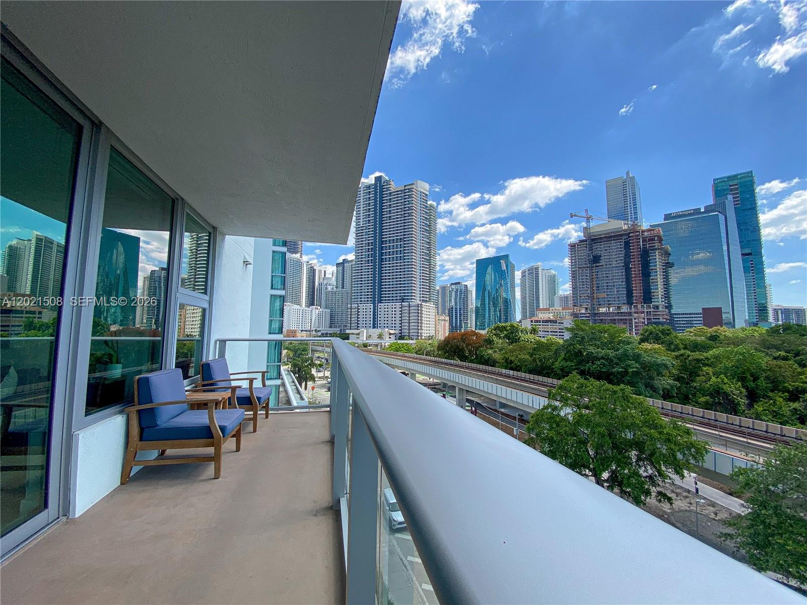 1600 SW 1 AVE #515, Miami FL 33129