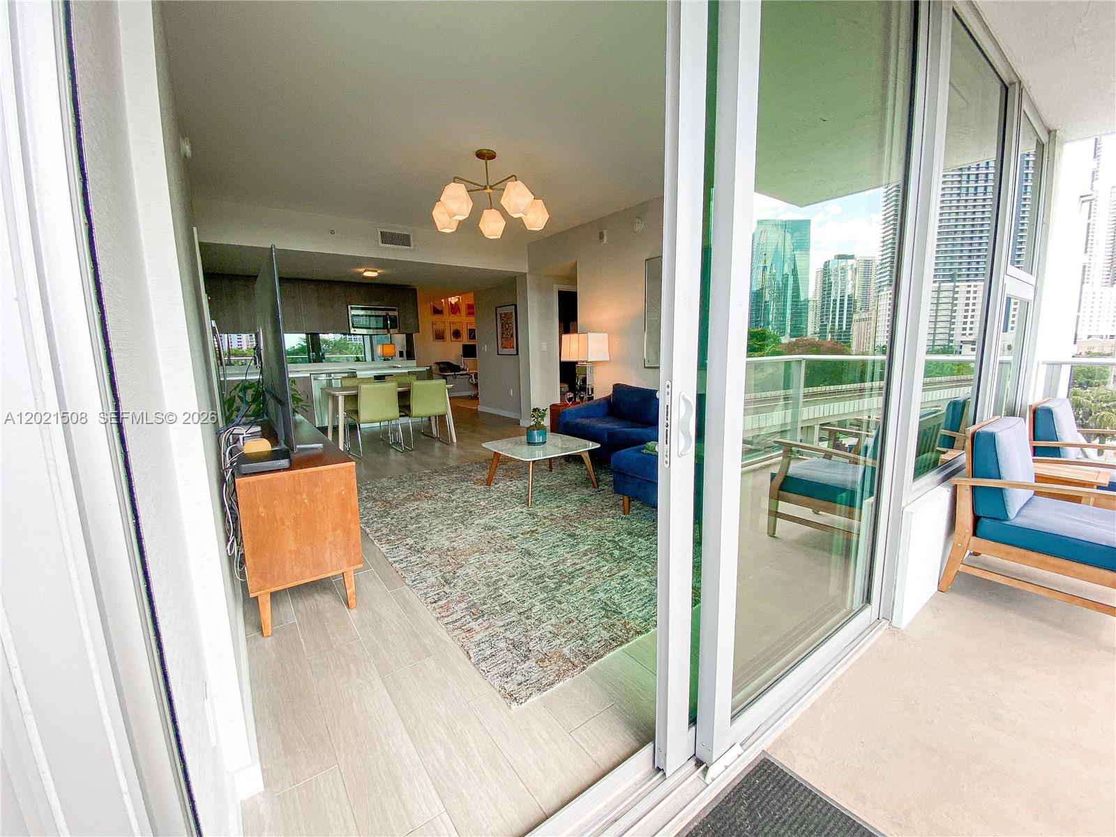 1600 SW 1 AVE #515, Miami FL 33129