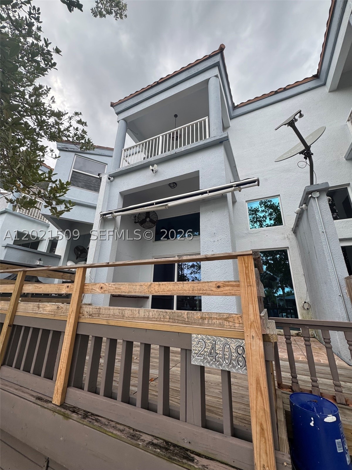 2408 NE 135th St #2408, North Miami FL 33181
