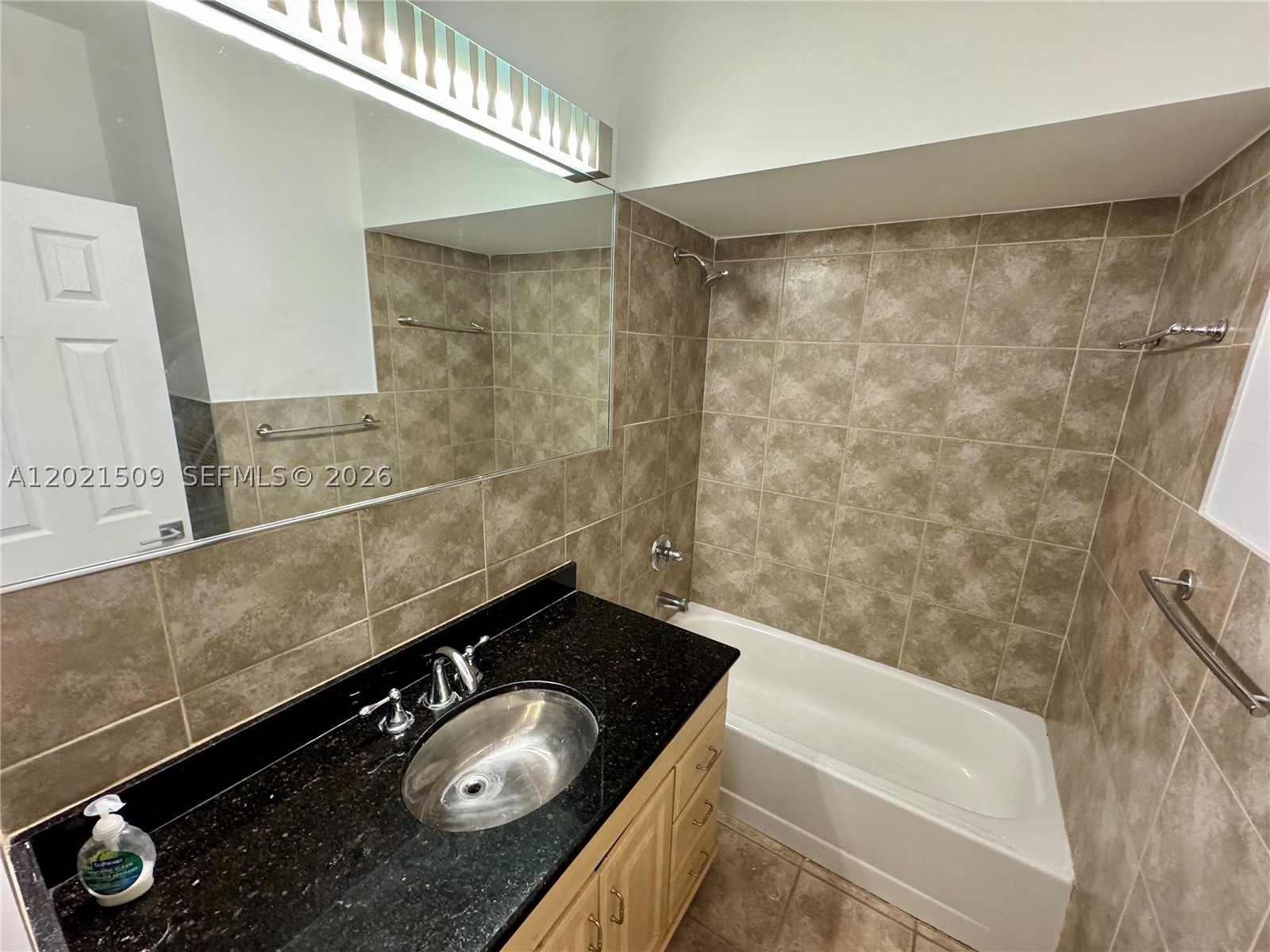 2408 NE 135th St #2408, North Miami FL 33181