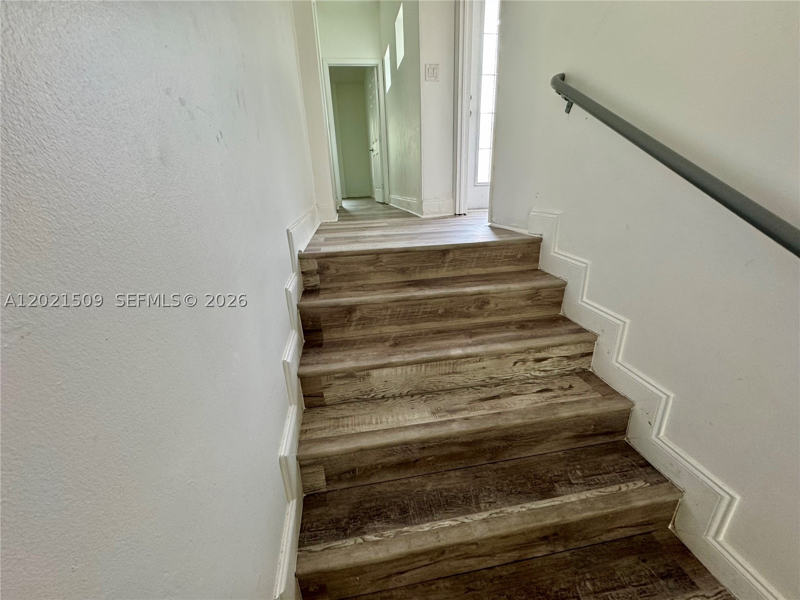 2408 NE 135th St #2408, North Miami FL 33181