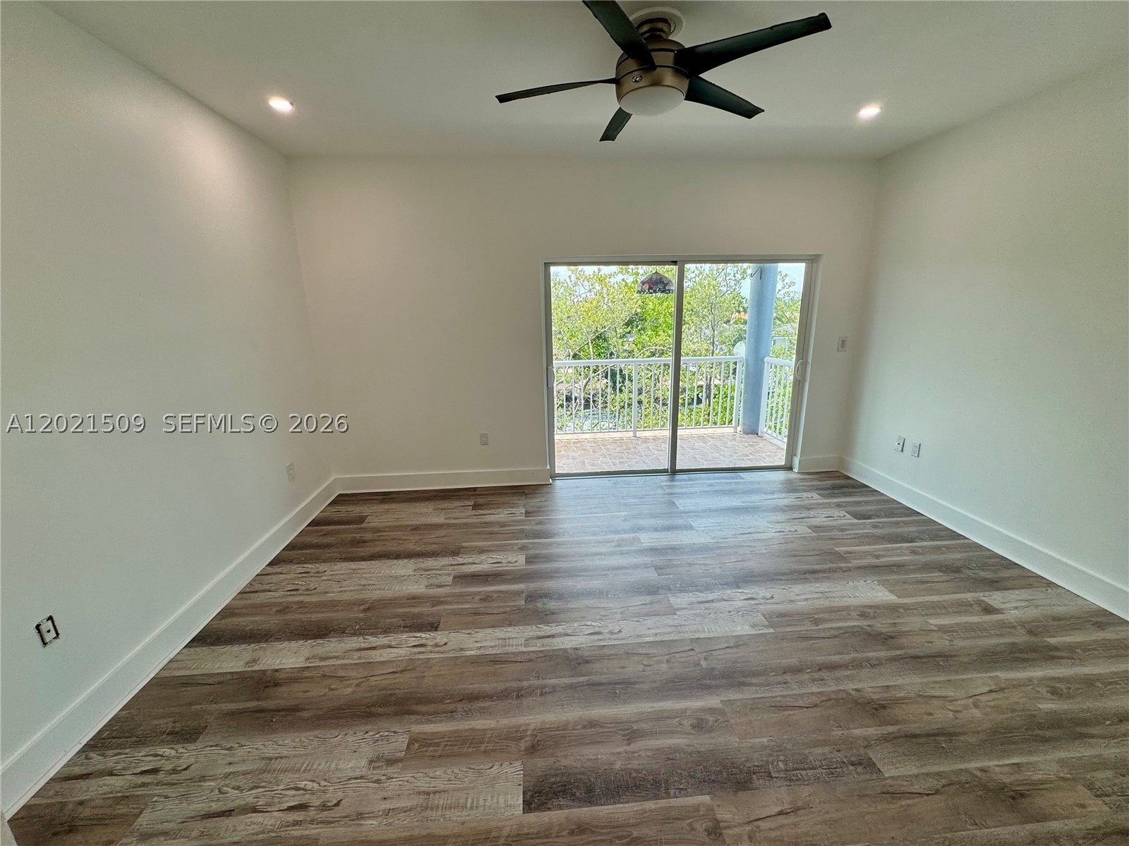 2408 NE 135th St #2408, North Miami FL 33181