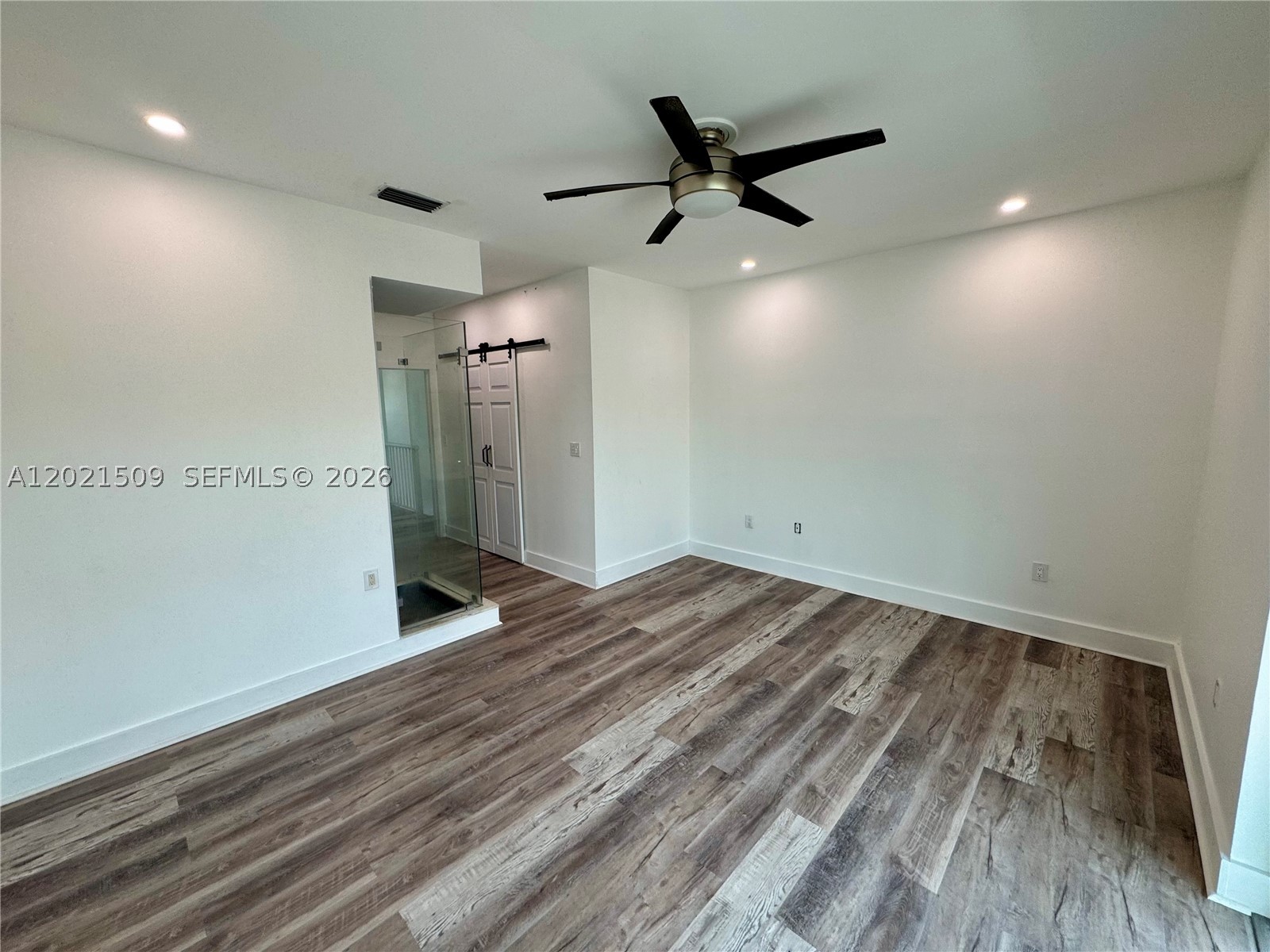 2408 NE 135th St #2408, North Miami FL 33181