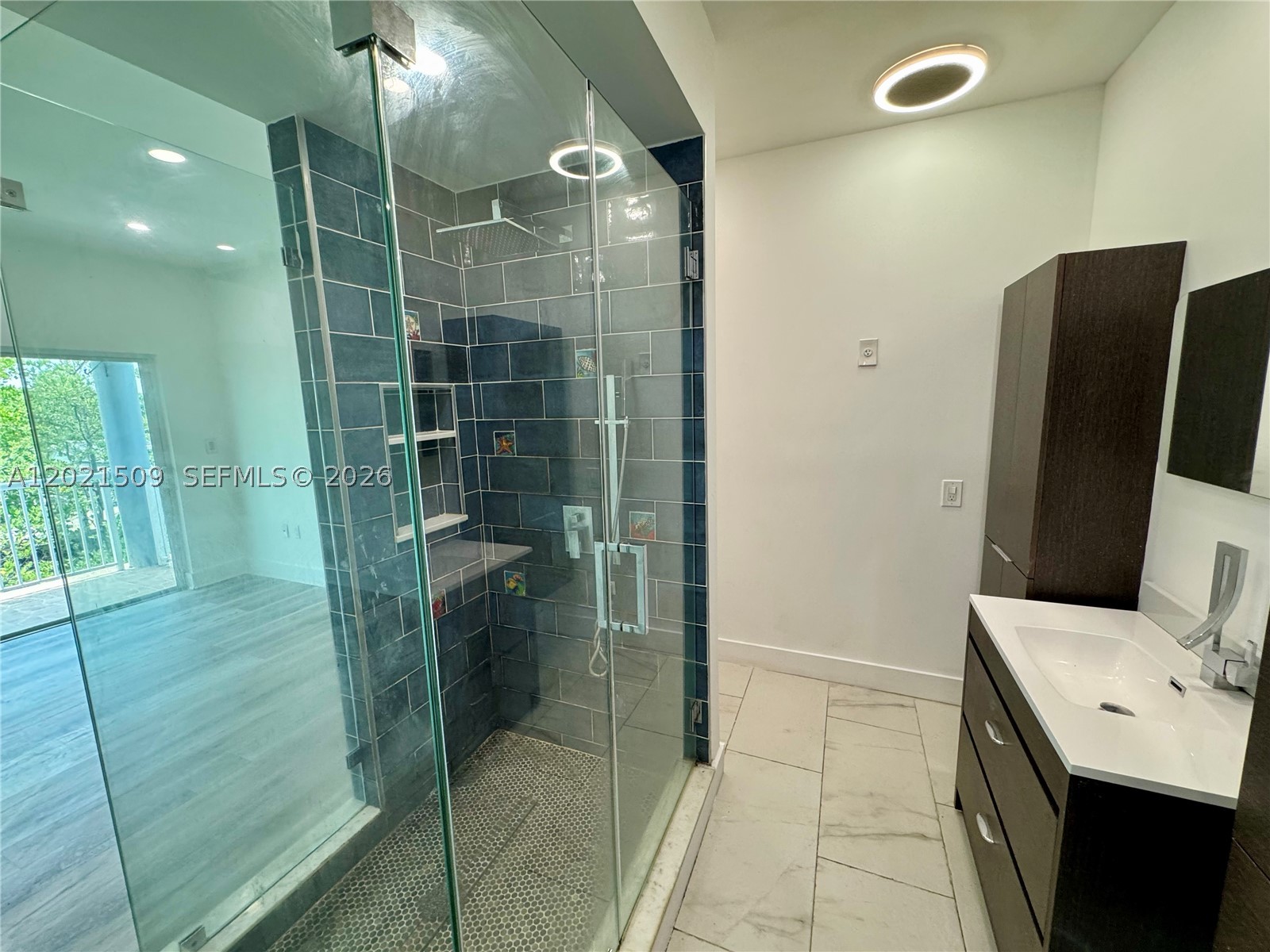 2408 NE 135th St #2408, North Miami FL 33181