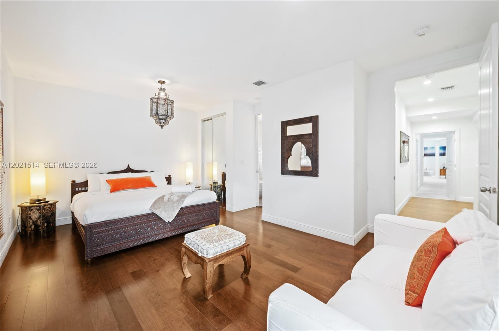 2501 Pine Tree Dr, Miami Beach FL 33140