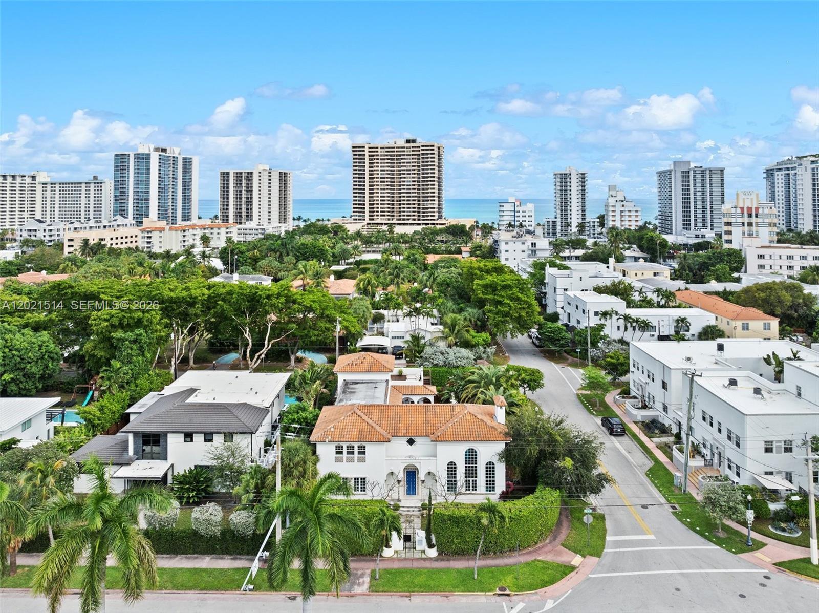 2501 Pine Tree Dr, Miami Beach FL 33140