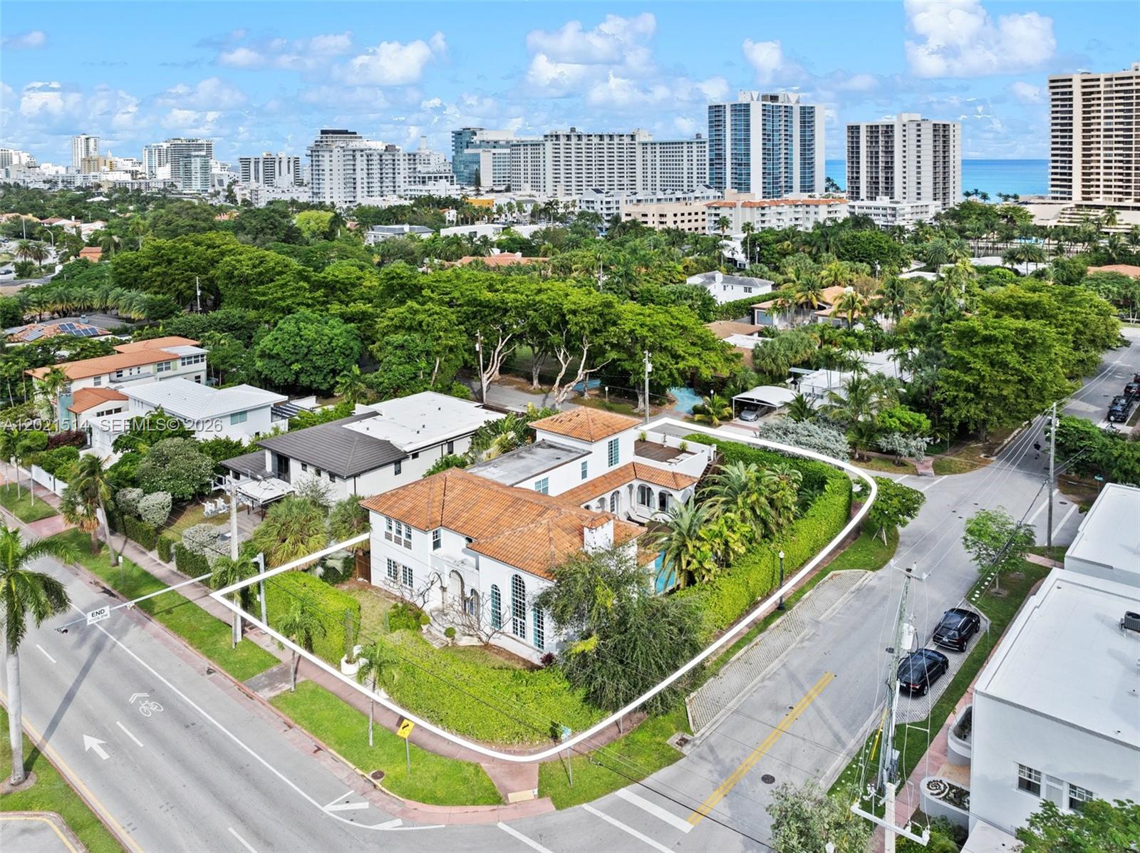 2501 Pine Tree Dr, Miami Beach FL 33140