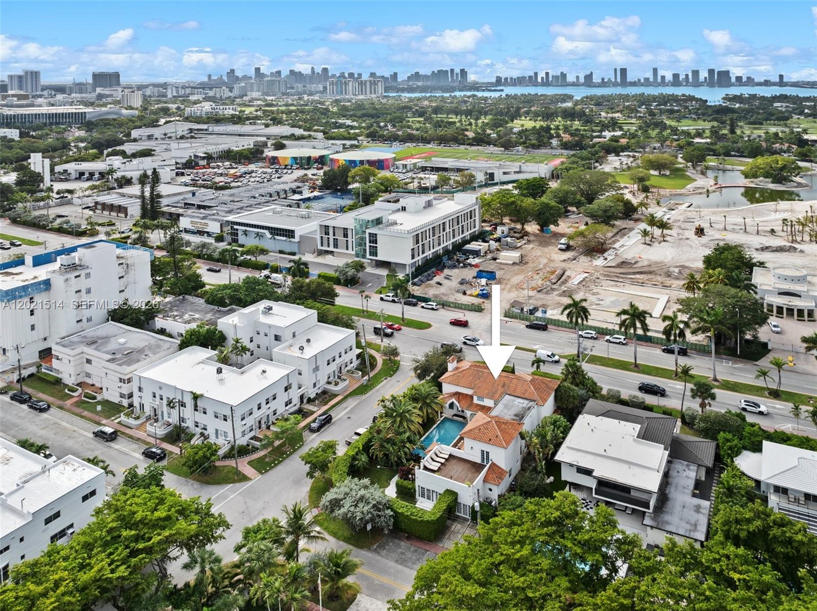 2501 Pine Tree Dr, Miami Beach FL 33140