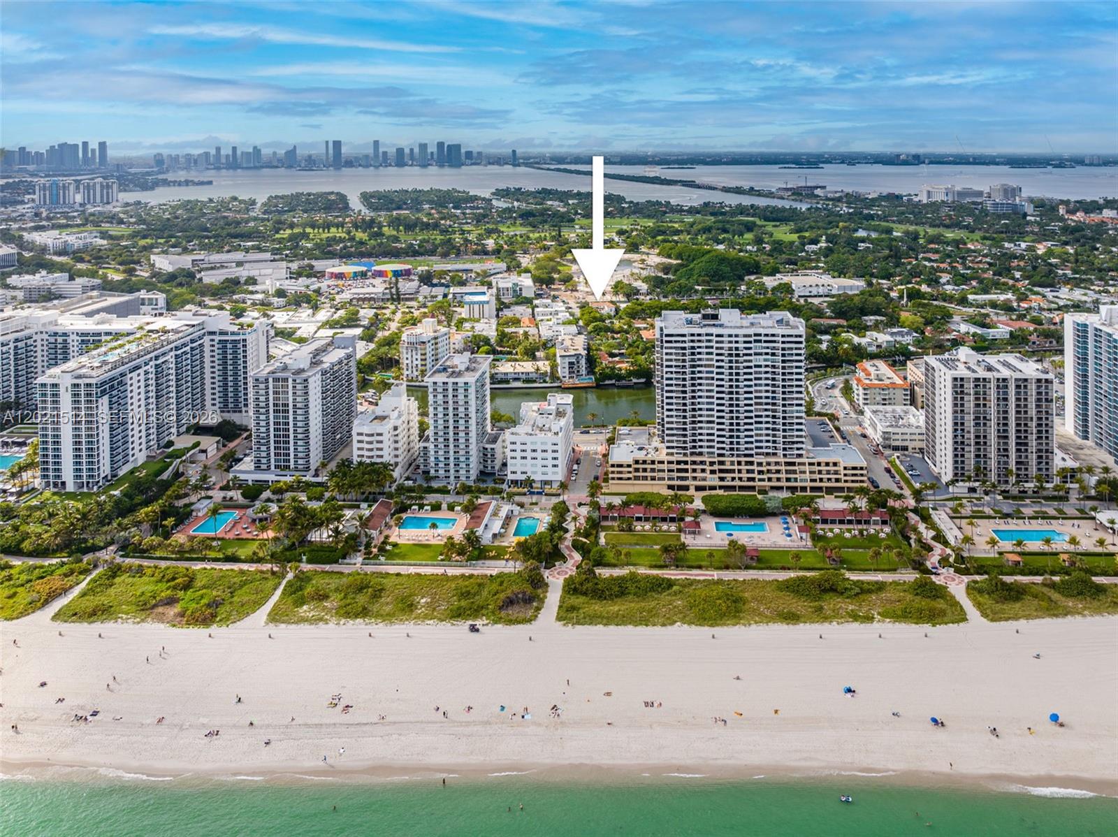 2501 Pine Tree Dr, Miami Beach FL 33140