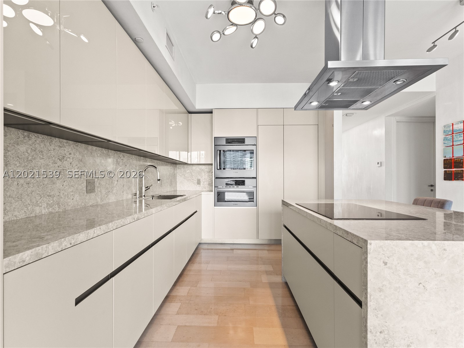 1300 E Brickell Bay Dr #3701, Miami FL 33131