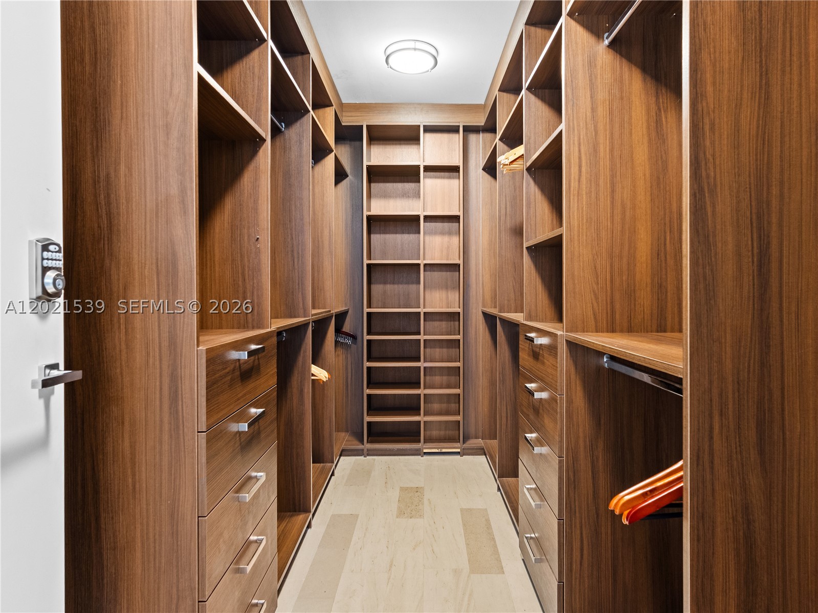 1300 E Brickell Bay Dr #3701, Miami FL 33131