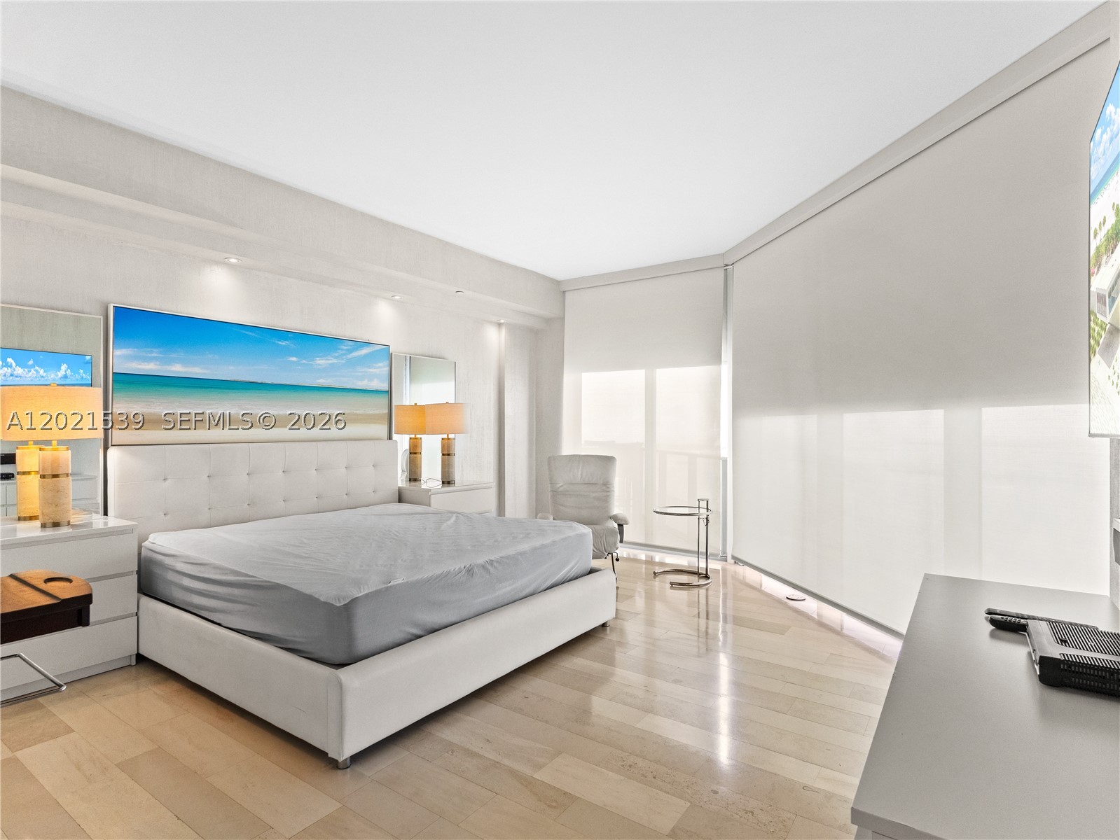 1300 E Brickell Bay Dr #3701, Miami FL 33131