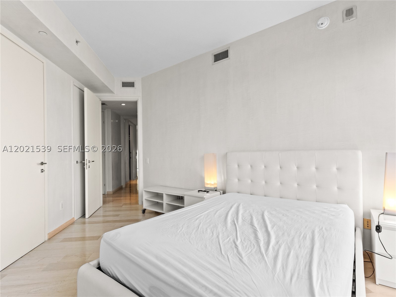 1300 E Brickell Bay Dr #3701, Miami FL 33131