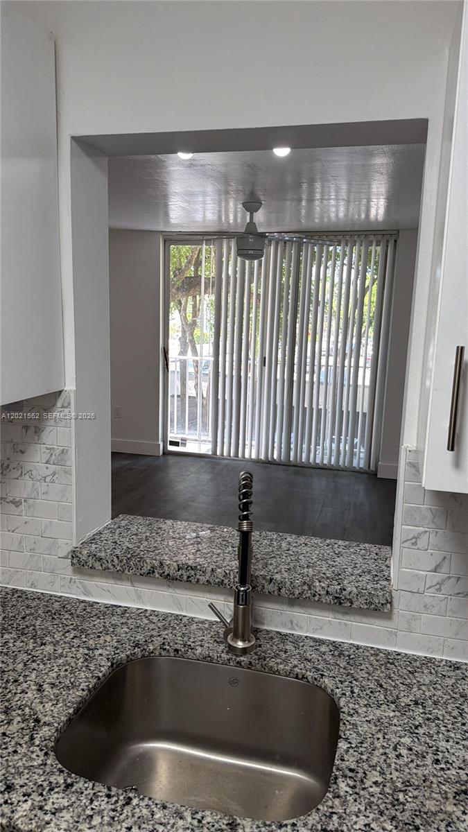 1740 NW N River Dr #325, Miami FL 33125