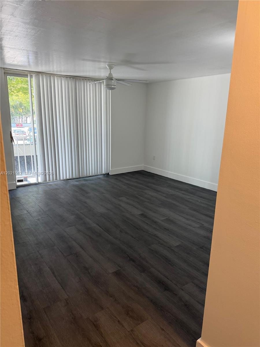 1740 NW N River Dr #325, Miami FL 33125