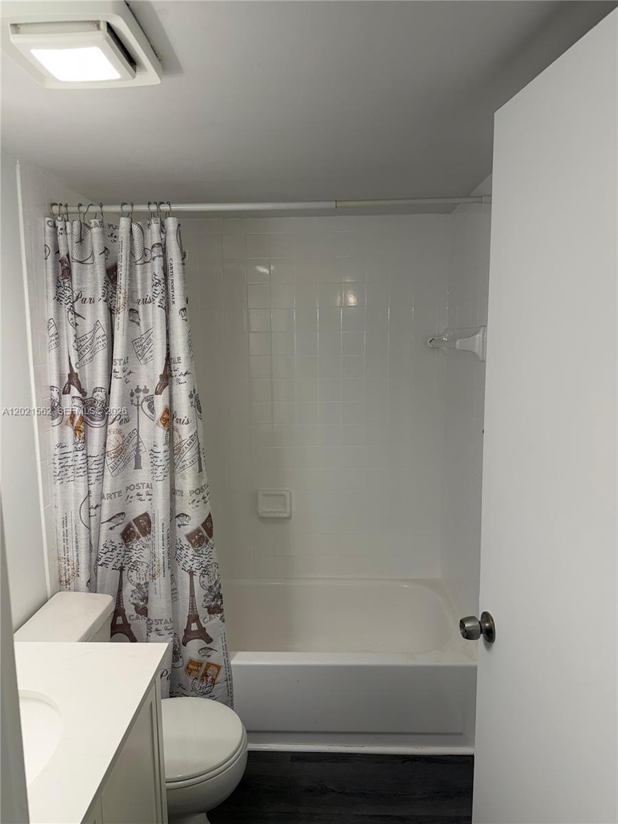 1740 NW N River Dr #325, Miami FL 33125