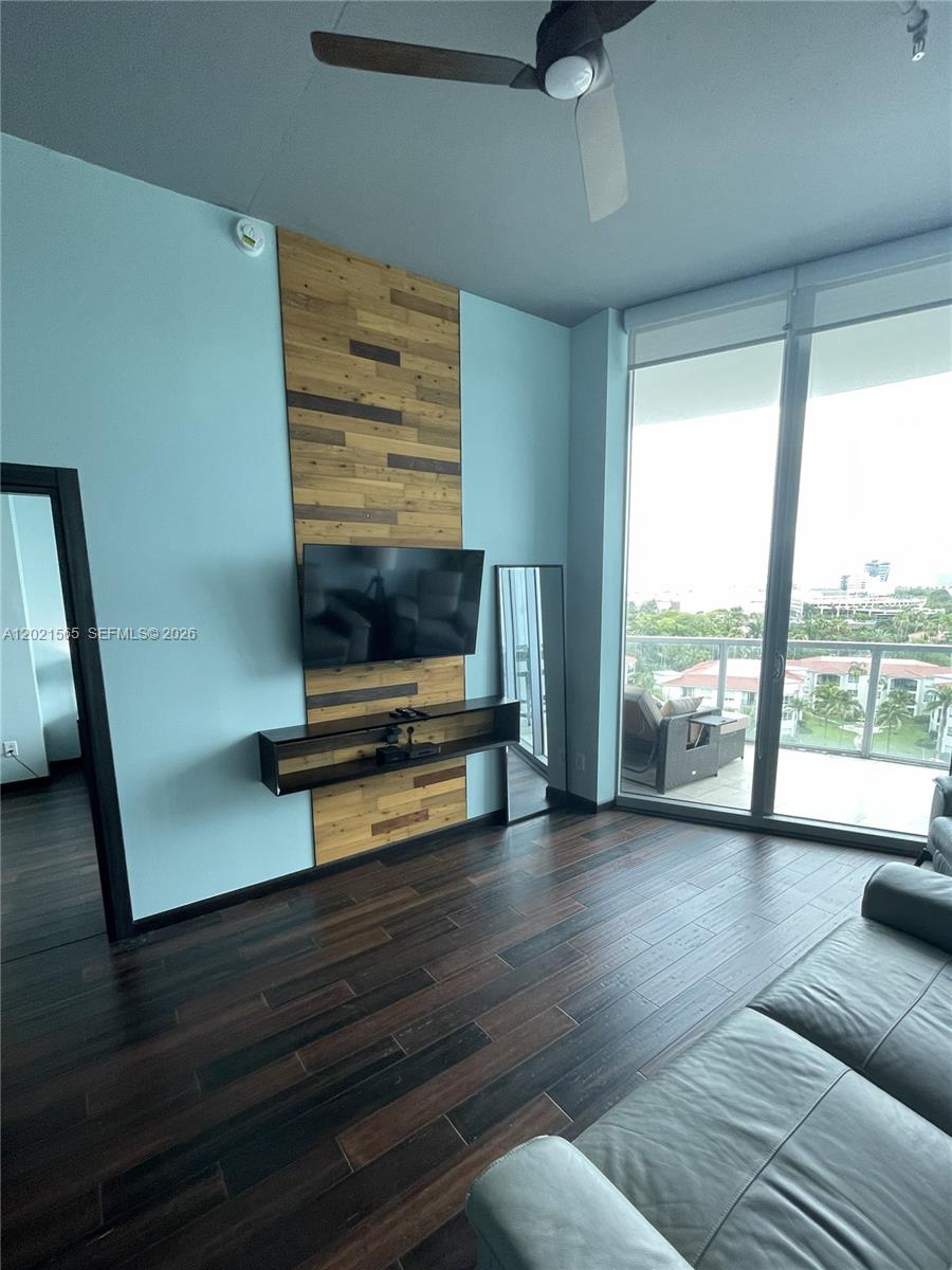 3029 NE 188th St #819, Aventura FL 33180