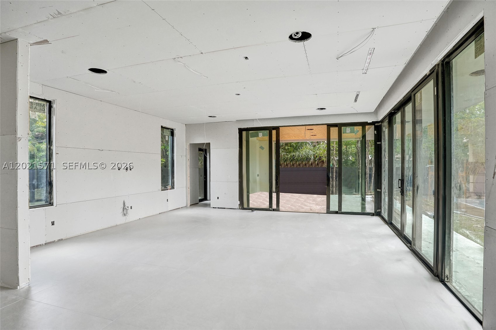 528 NE 13th Ave, Fort Lauderdale FL 33301