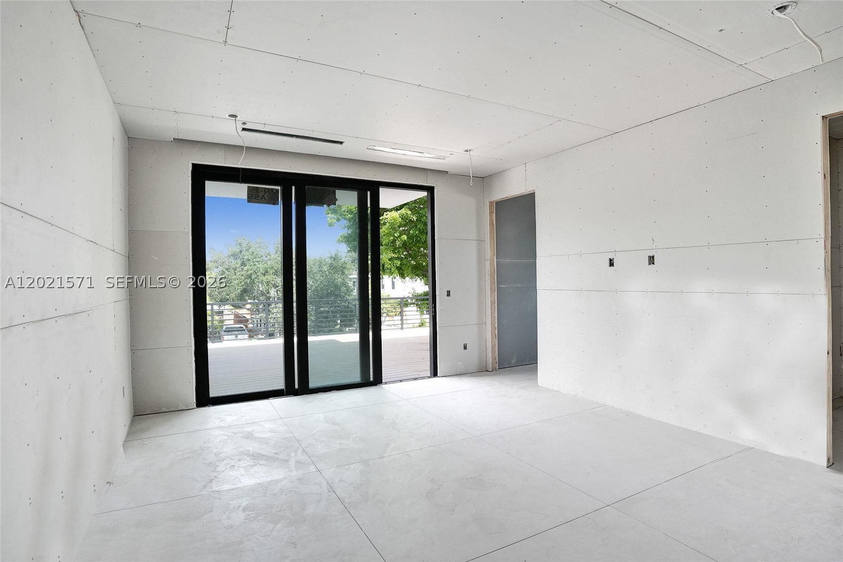 528 NE 13th Ave, Fort Lauderdale FL 33301
