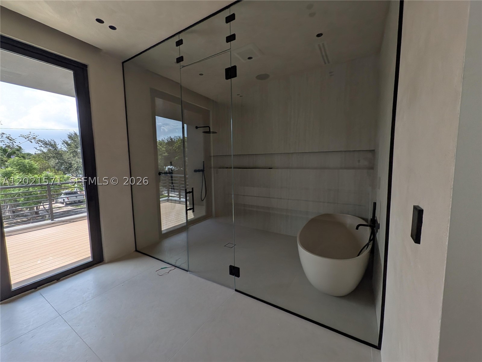 528 NE 13th Ave, Fort Lauderdale FL 33301