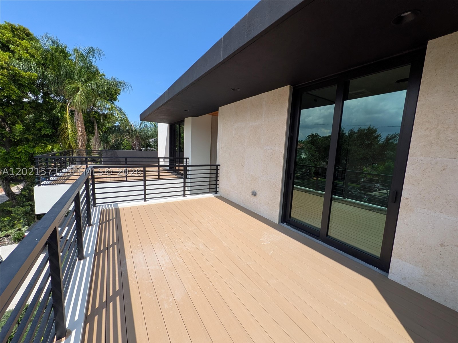 528 NE 13th Ave, Fort Lauderdale FL 33301