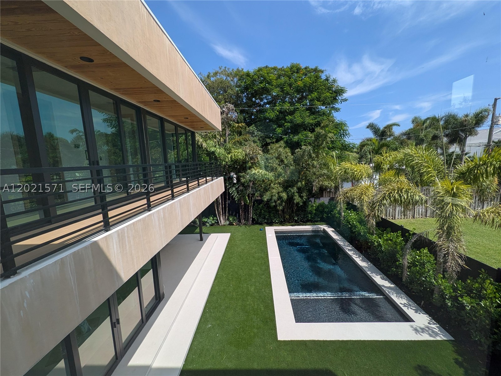 528 NE 13th Ave, Fort Lauderdale FL 33301