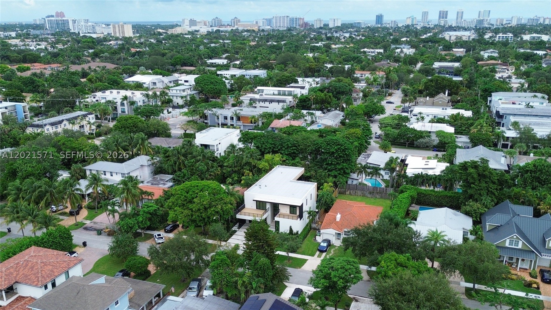 528 NE 13th Ave, Fort Lauderdale FL 33301