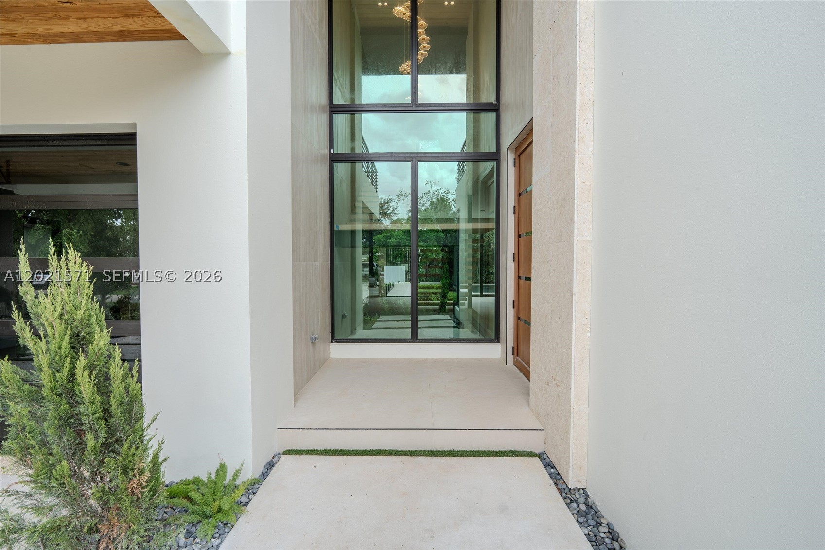 528 NE 13th Ave, Fort Lauderdale FL 33301