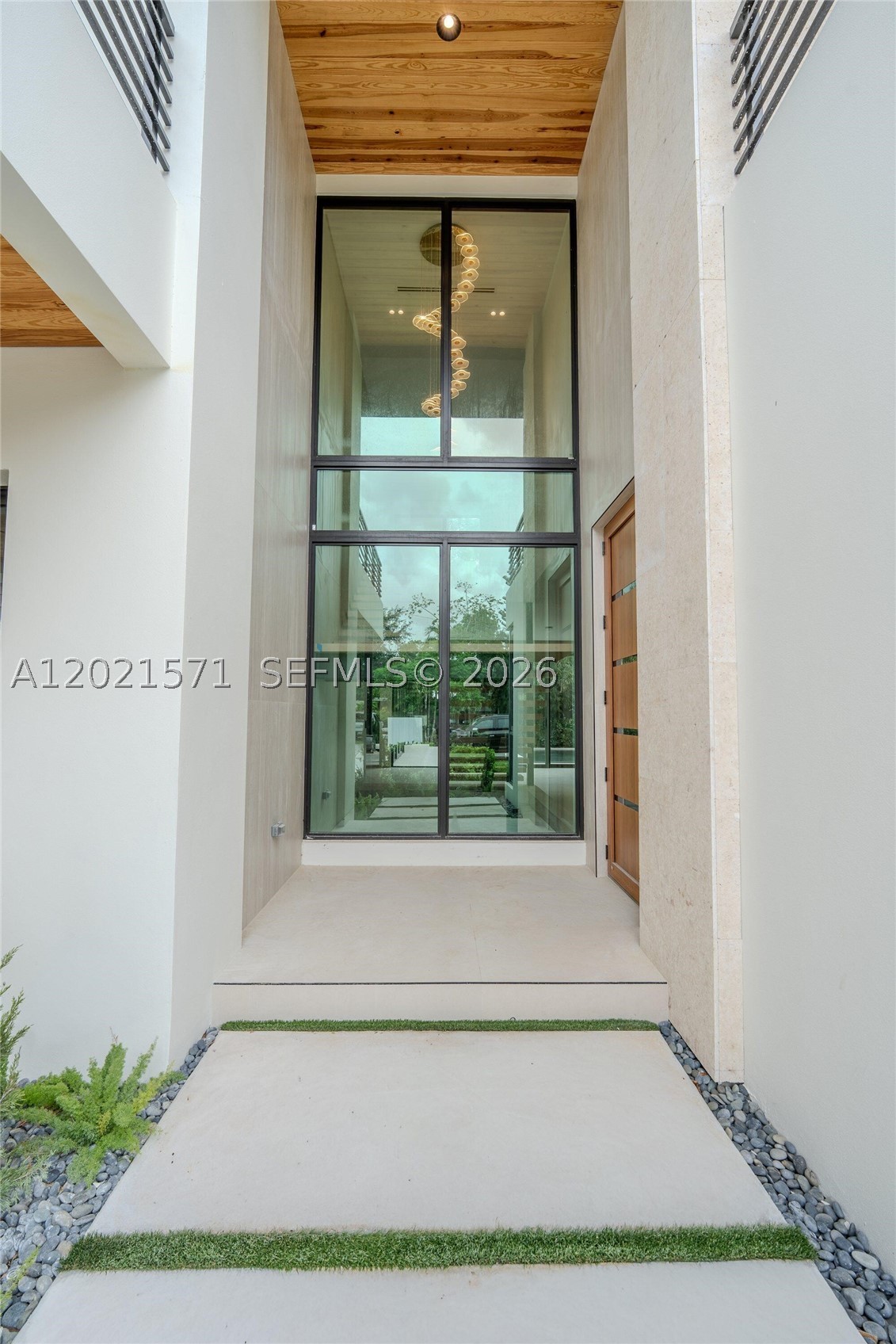 528 NE 13th Ave, Fort Lauderdale FL 33301