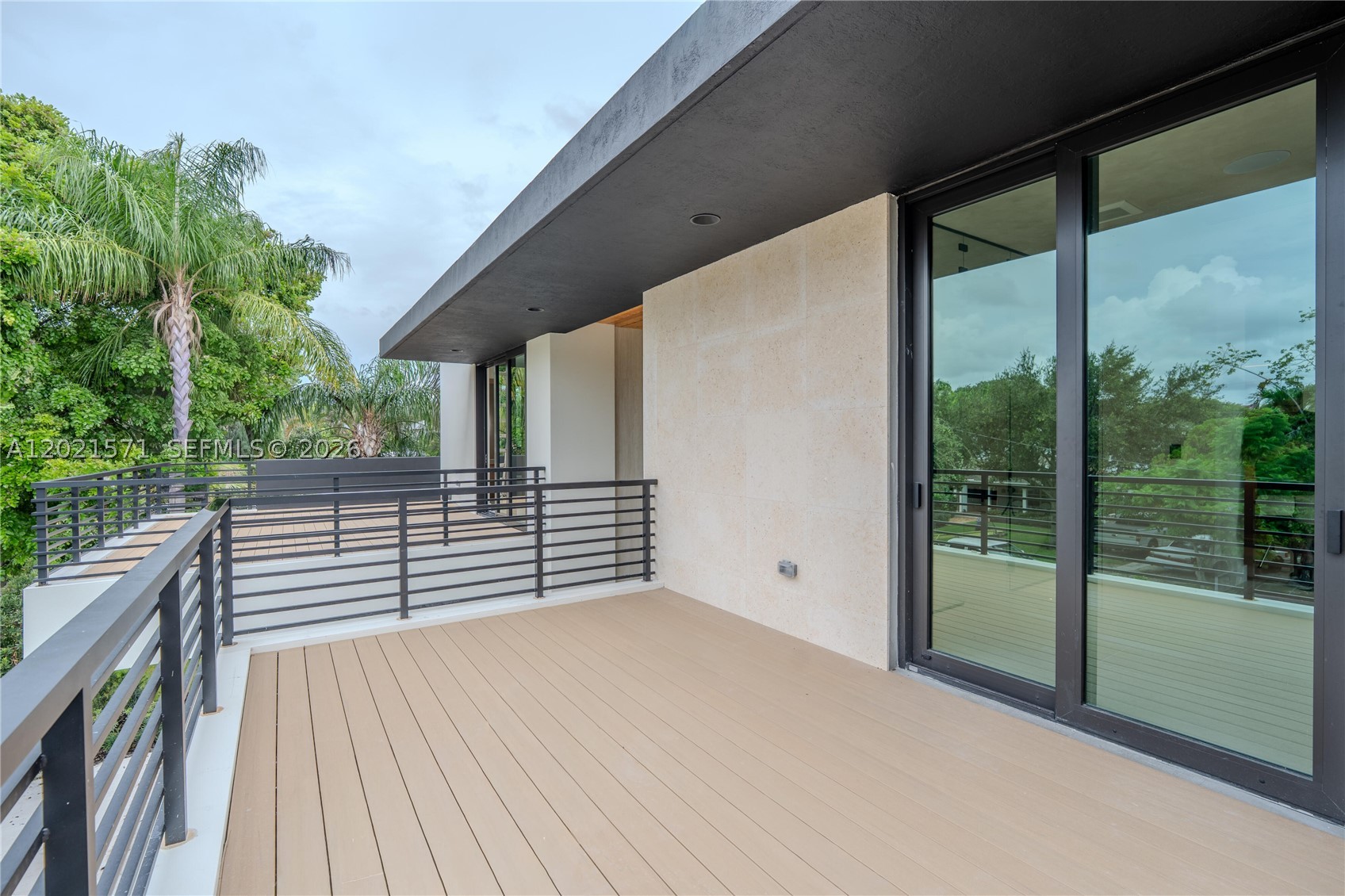 528 NE 13th Ave, Fort Lauderdale FL 33301
