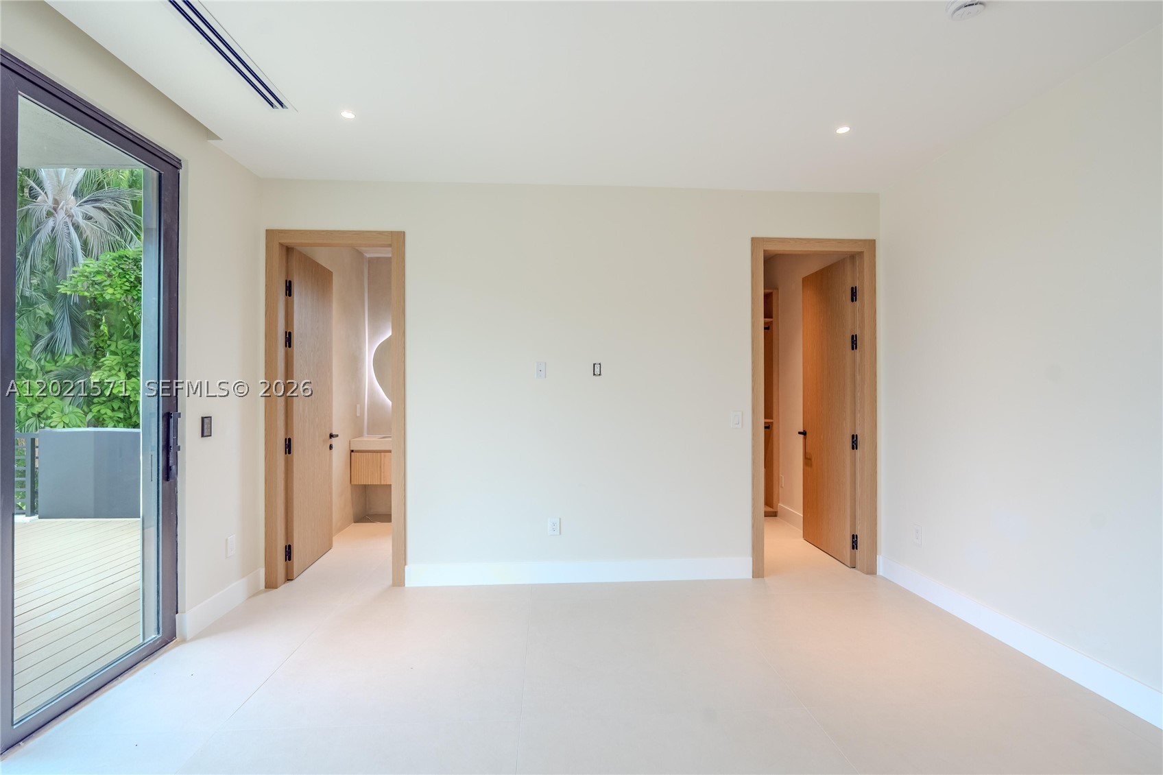 528 NE 13th Ave, Fort Lauderdale FL 33301