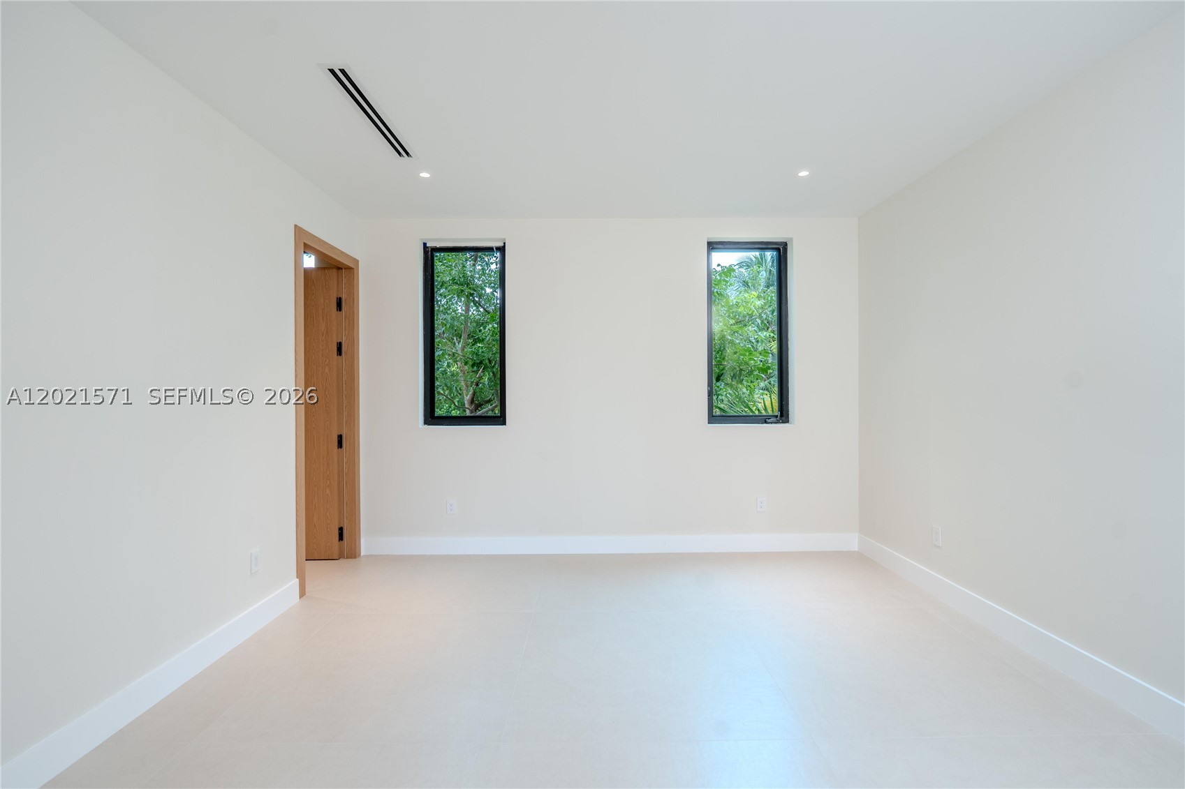 528 NE 13th Ave, Fort Lauderdale FL 33301