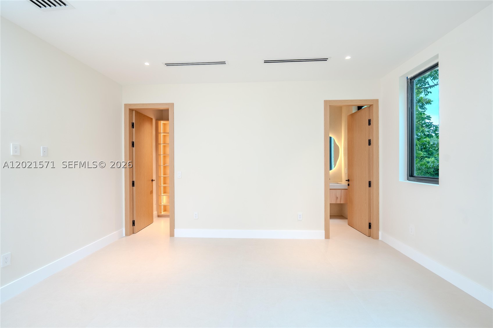 528 NE 13th Ave, Fort Lauderdale FL 33301