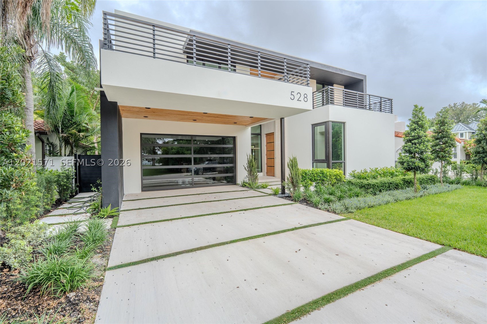 528 NE 13th Ave, Fort Lauderdale FL 33301