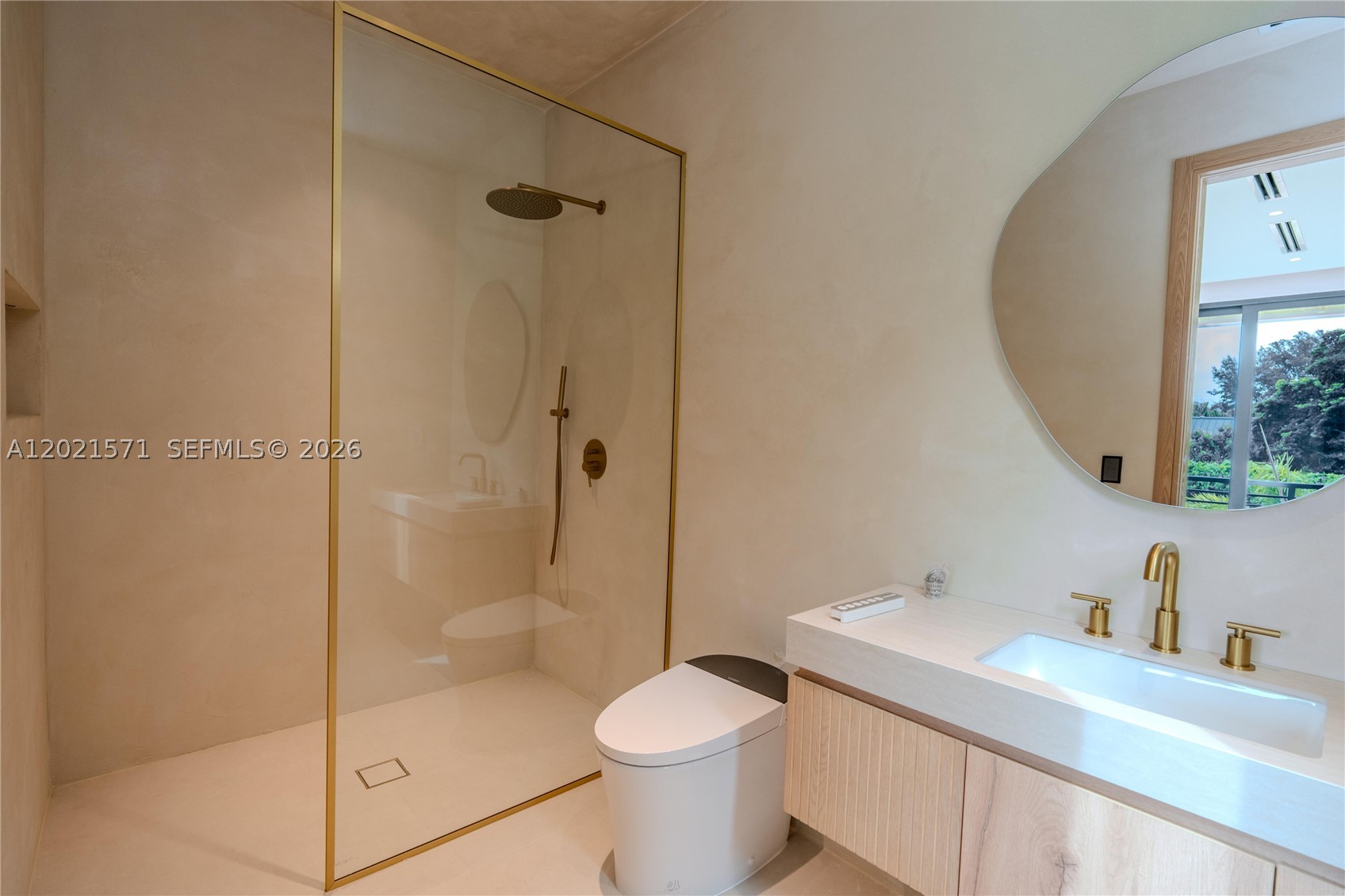 528 NE 13th Ave, Fort Lauderdale FL 33301