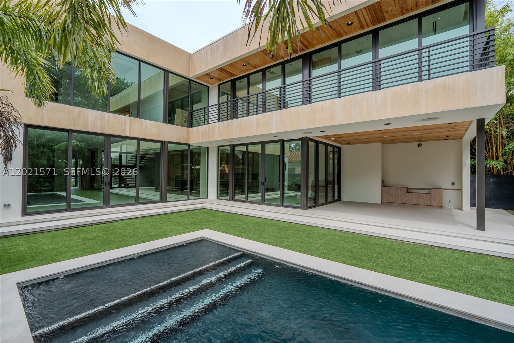 528 NE 13th Ave, Fort Lauderdale FL 33301