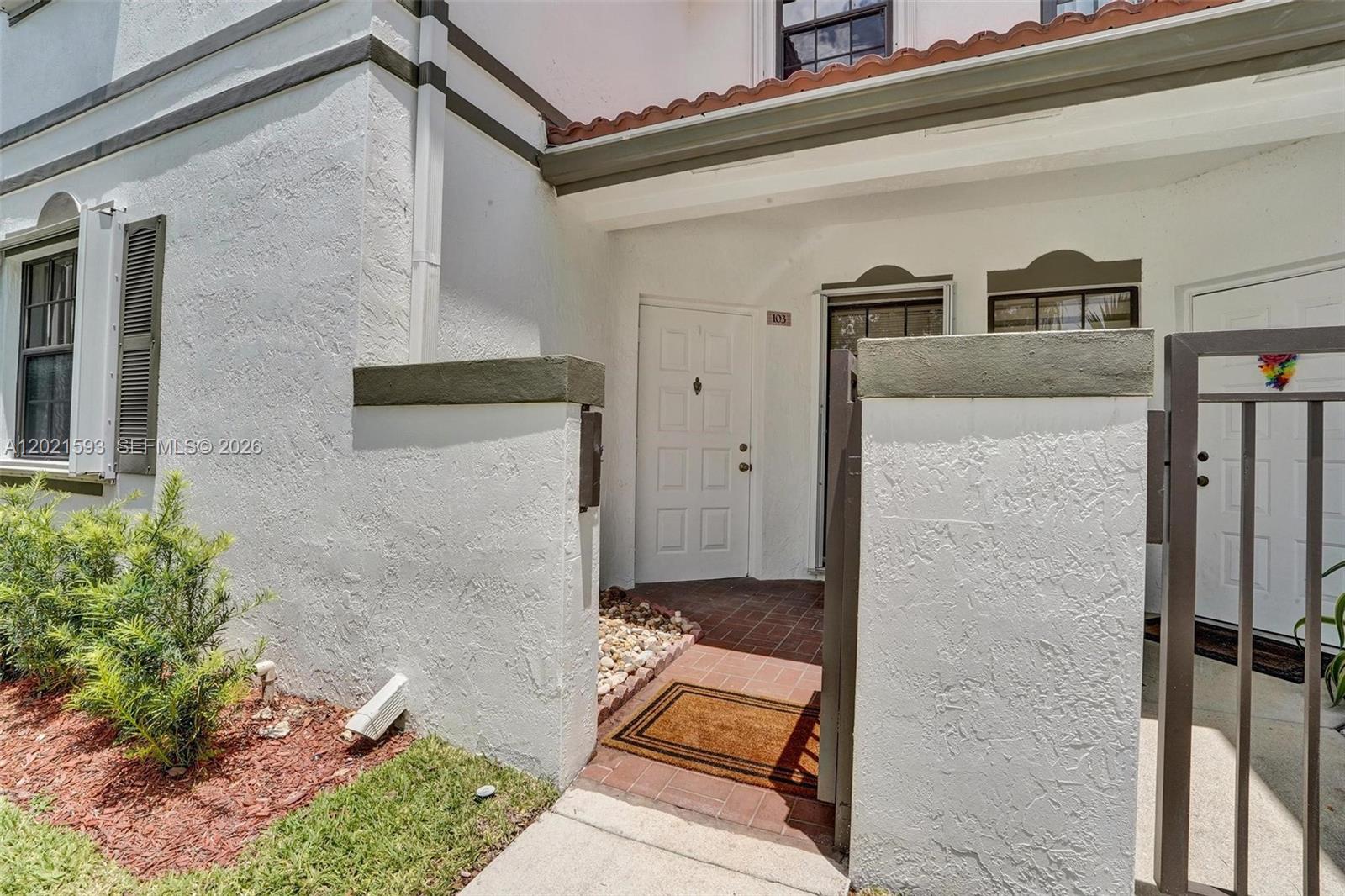 15825 SW 3rd Ct #103, Pembroke Pines FL 33027