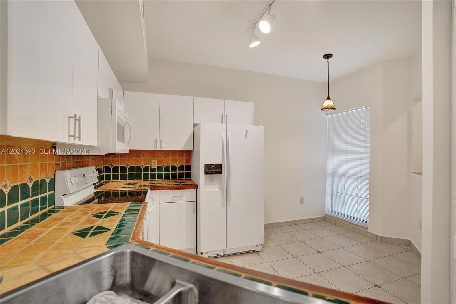 15825 SW 3rd Ct #103, Pembroke Pines FL 33027
