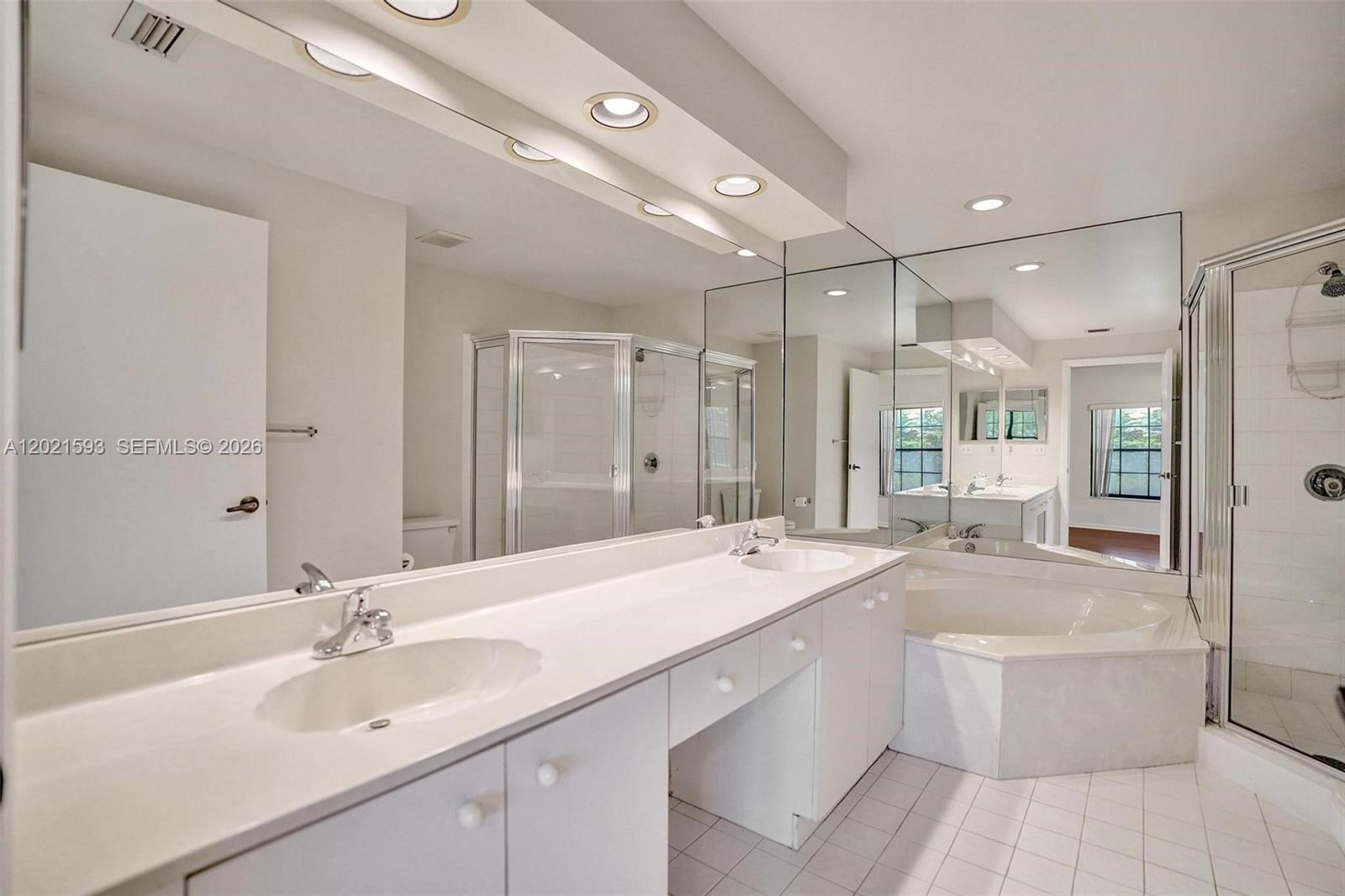 15825 SW 3rd Ct #103, Pembroke Pines FL 33027