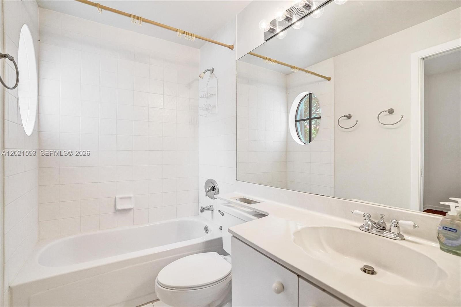 15825 SW 3rd Ct #103, Pembroke Pines FL 33027