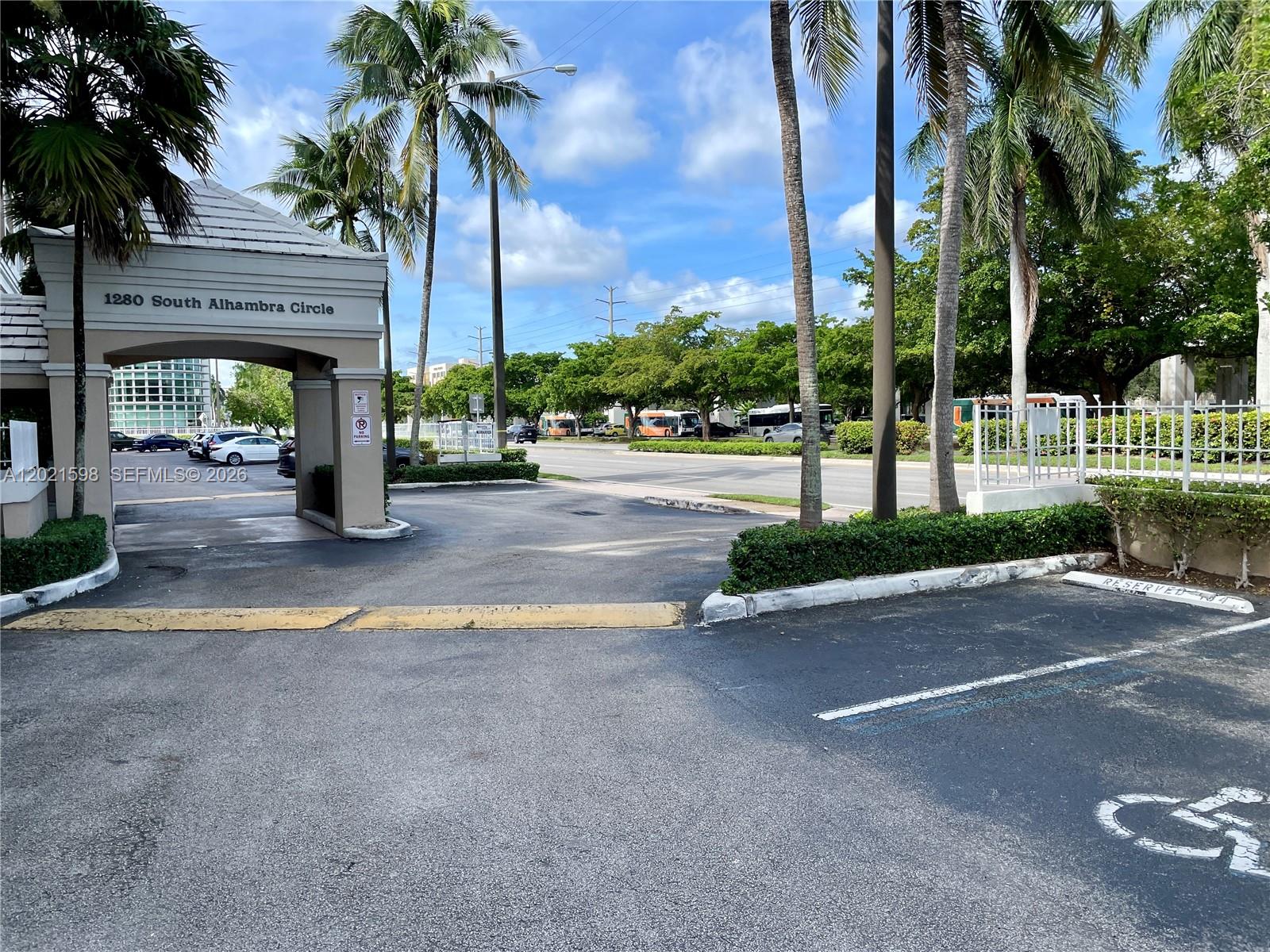 1280 S Alhambra Cir #1407, Coral Gables FL 33146