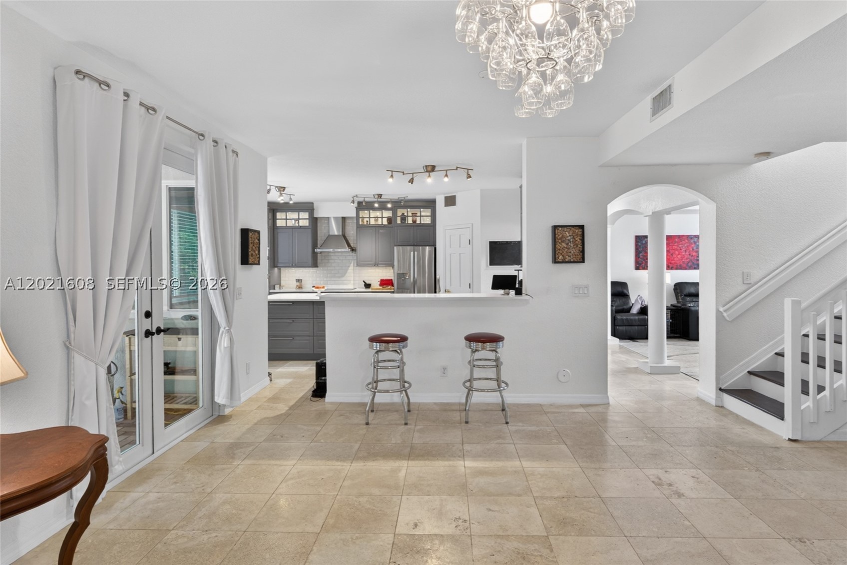 8204 SW 171st St, Palmetto Bay FL 33157