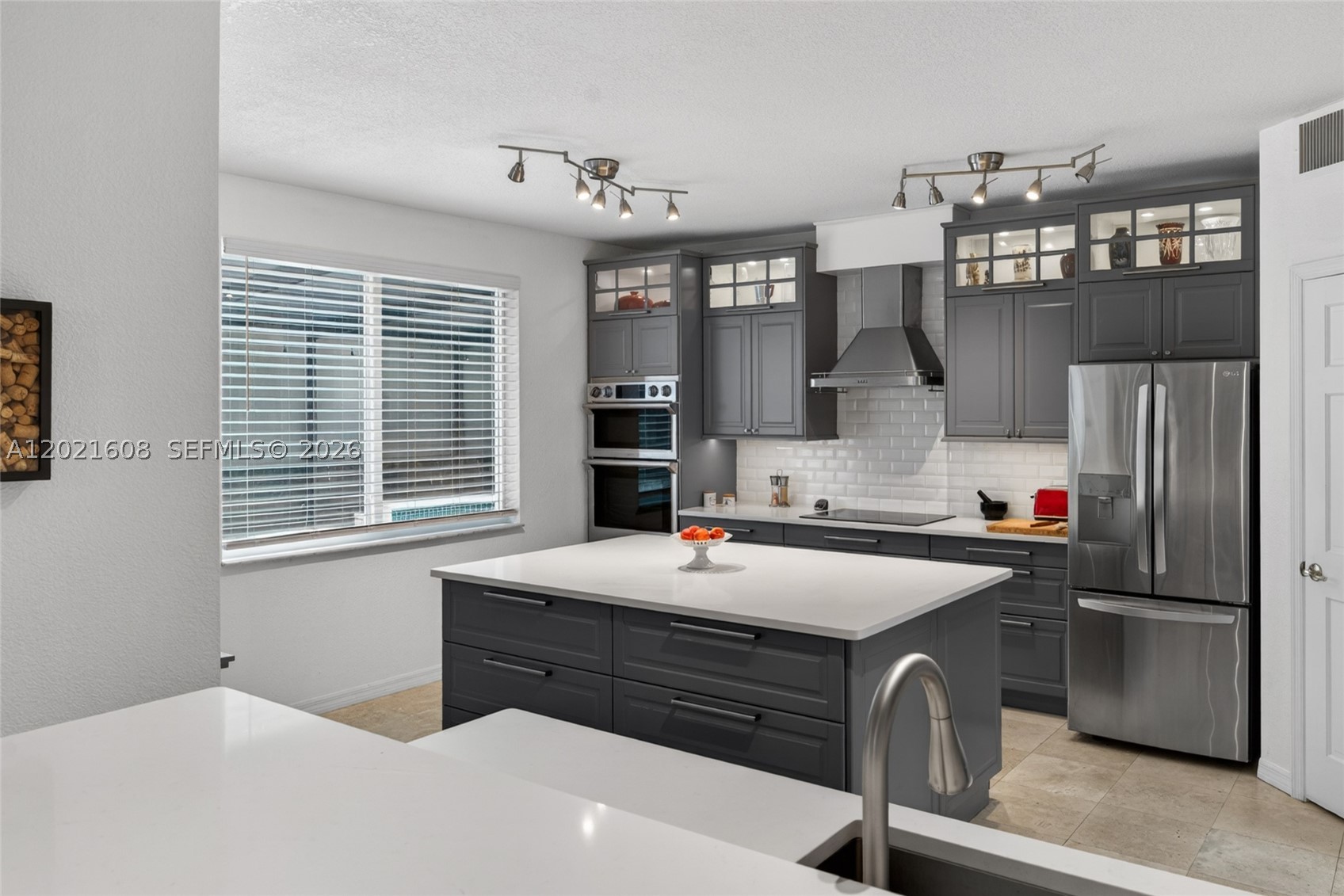 8204 SW 171st St, Palmetto Bay FL 33157