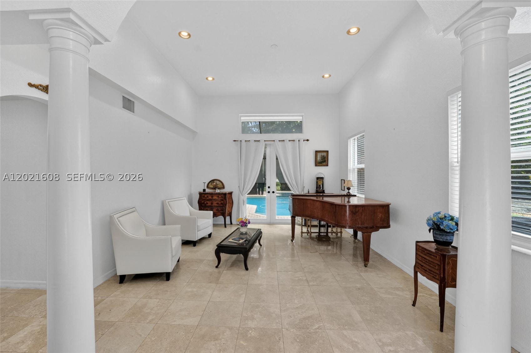 8204 SW 171st St, Palmetto Bay FL 33157