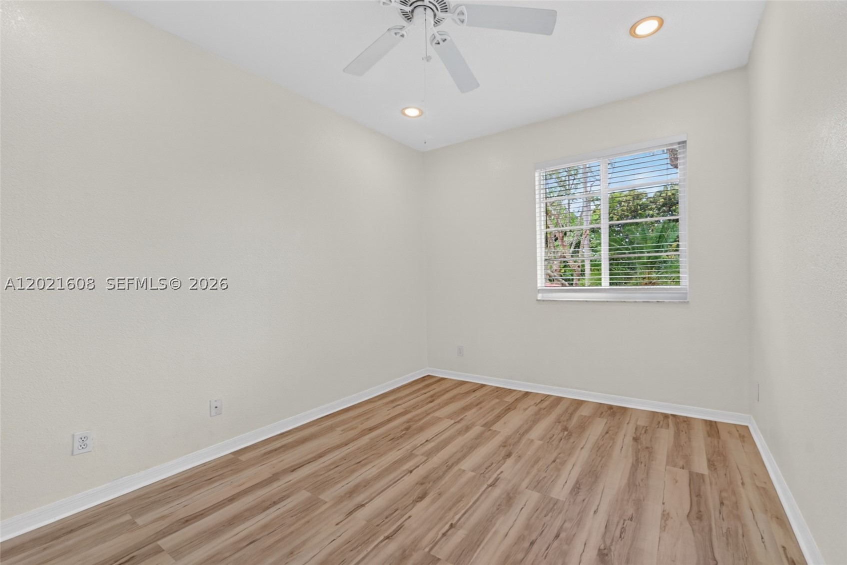8204 SW 171st St, Palmetto Bay FL 33157