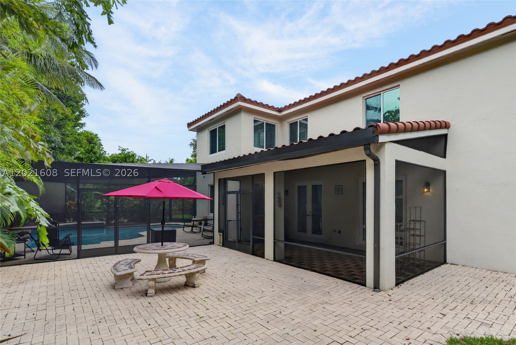 8204 SW 171st St, Palmetto Bay FL 33157