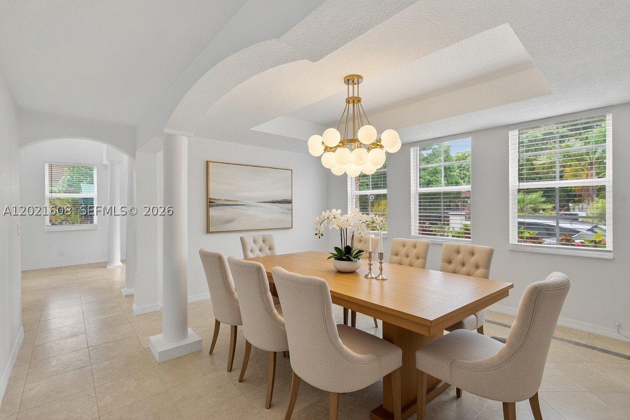 8204 SW 171st St, Palmetto Bay FL 33157